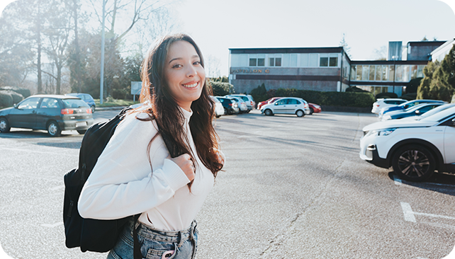 a girl student for a student auto loan